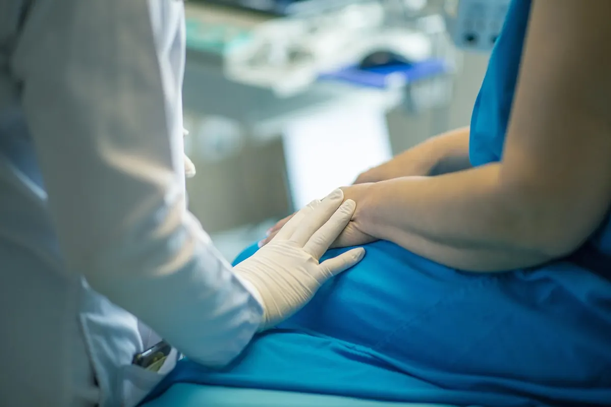 Finding a Private Spine Specialist in the UK: What to Expect and Questions to Ask